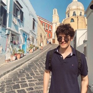 Meet your Posher, Jonathan